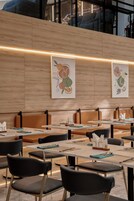 朝食 (ビュッフェ)、毎日提供 (無料)