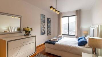 3 Schlafzimmer, Bügeleisen/Bügelbrett, Internetzugang, Bettwäsche