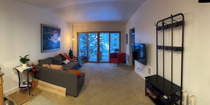 Smart TV, fireplace - Cool ski condo in Ketchum- Sun Valley (Ketchum)