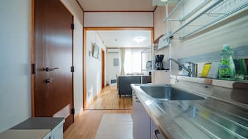 Fridge, microwave, stovetop, electric kettle