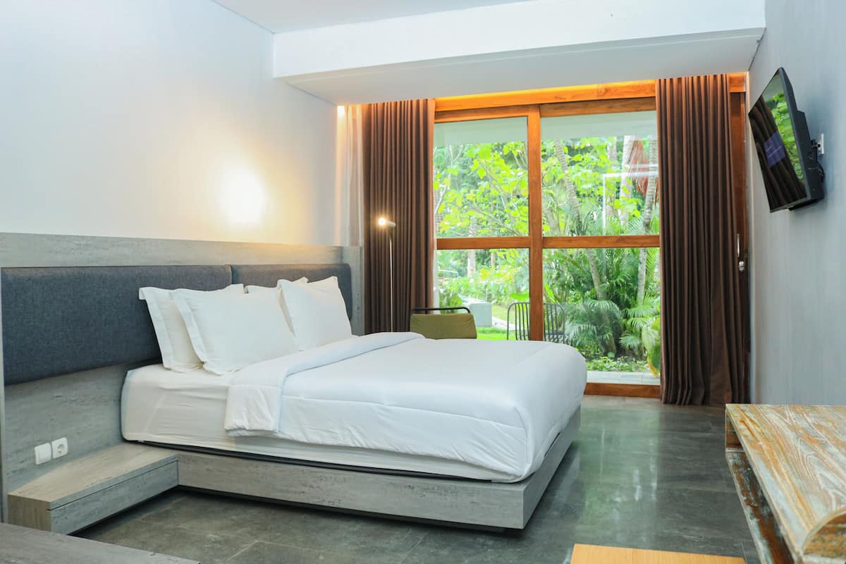 Studio | 1 bedroom, in-room safe, free WiFi, bed sheets