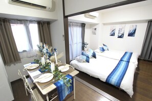 1 bedroom, WiFi, bed sheets - 5 minutes from the center of Osaka: Namba, Shinsaibashi, Dotonbori, Kuromon Market, and Nagahori Station! Rental apartment/condominium for up to 6 people (大阪市)
