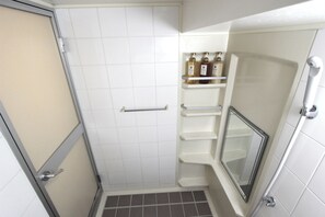 Hair dryer, bidet, towels, soap - 5 minutes from the center of Osaka: Namba, Shinsaibashi, Dotonbori, Kuromon Market, and Nagahori Station! Rental apartment/condominium for up to 6 people (大阪市)