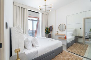 1 bedroom, in-room safe, iron/ironing board, free WiFi