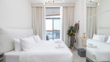 1 bedroom, in-room safe, iron/ironing board, free WiFi