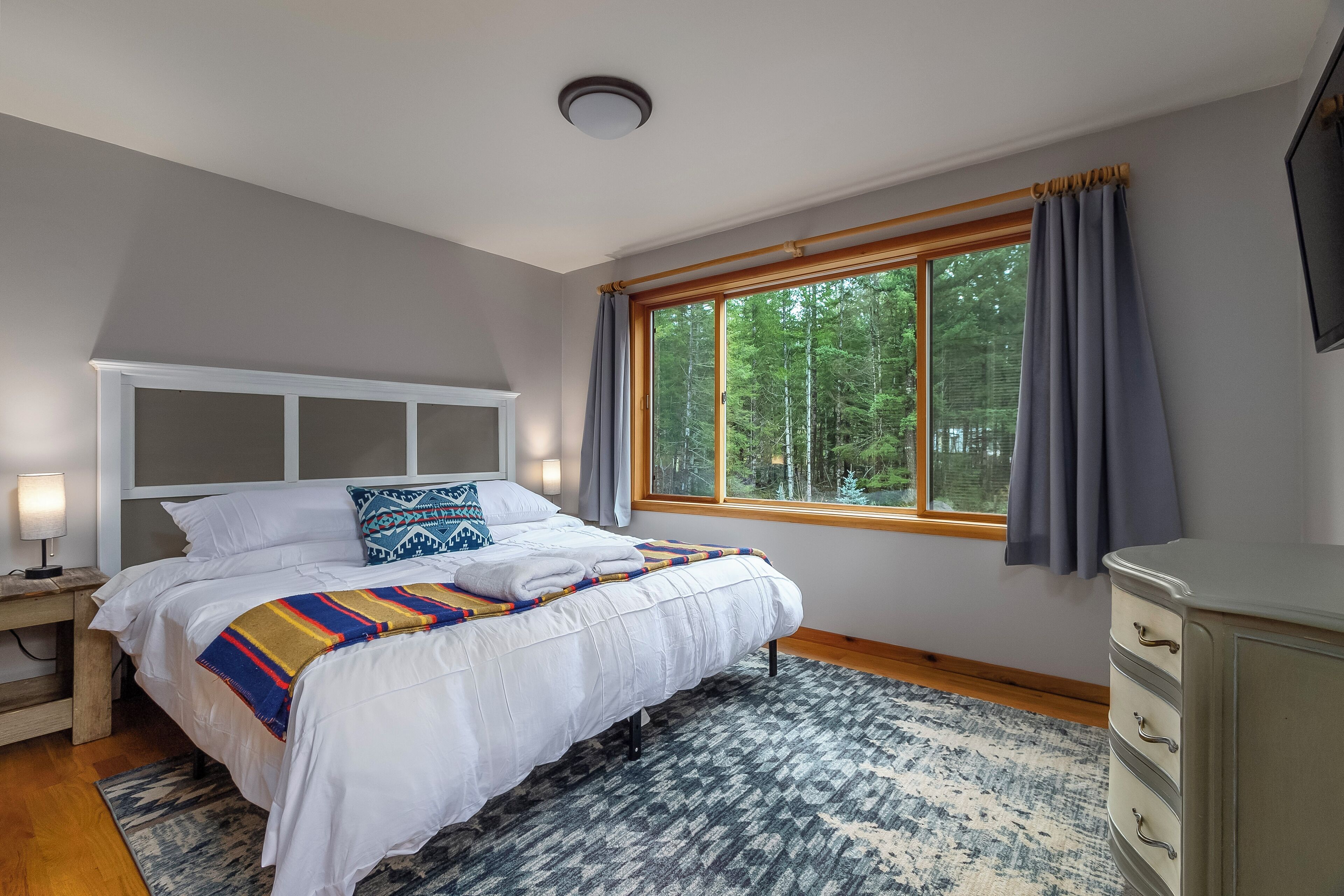 4 chambres, Wi-Fi gratuit, draps fournis