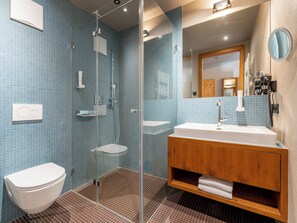 Douche, séchoir à cheveux