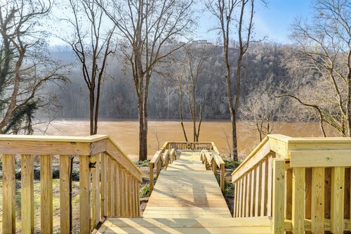 Steps to White River: Mountain View Home w/ Deck!
