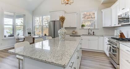 Private Lakeview Haven in Rockford