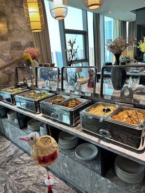 매일 뷔페 무료 아침 식사 포함