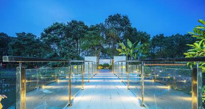 Yinshu Lunas Vila Courtyard Garden Resort Hotel (Shanghai International Tourism Resort Branch)