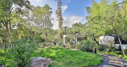Yinshu Lunas Vila Courtyard Garden Resort Hotel (Shanghai International Tourism Resort Branch)