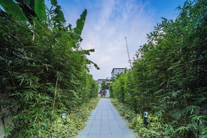 Exterior - Yinshu Lunas Vila Courtyard Garden Resort Hotel (Shanghai International Tourism Resort Branch) (Shanghai)