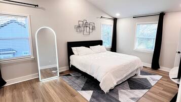 4 bedrooms, WiFi, bed sheets