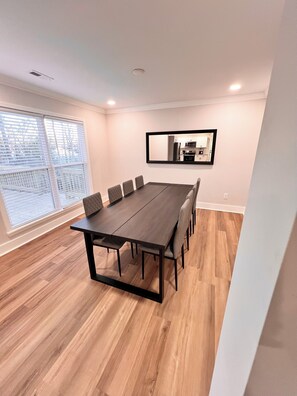 تناول الطعام