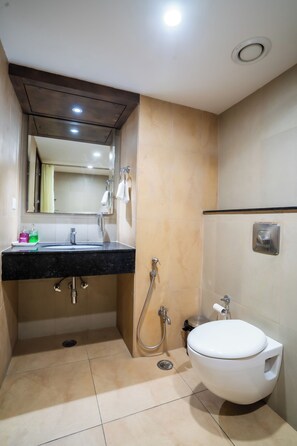 Superior Room | Bathroom
