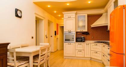 Alexandria Central Apt 10min walk Central Station