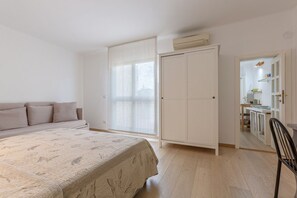 1 室のベッドルーム、アイロン / アイロン台、WiFi、ベッドシーツ
