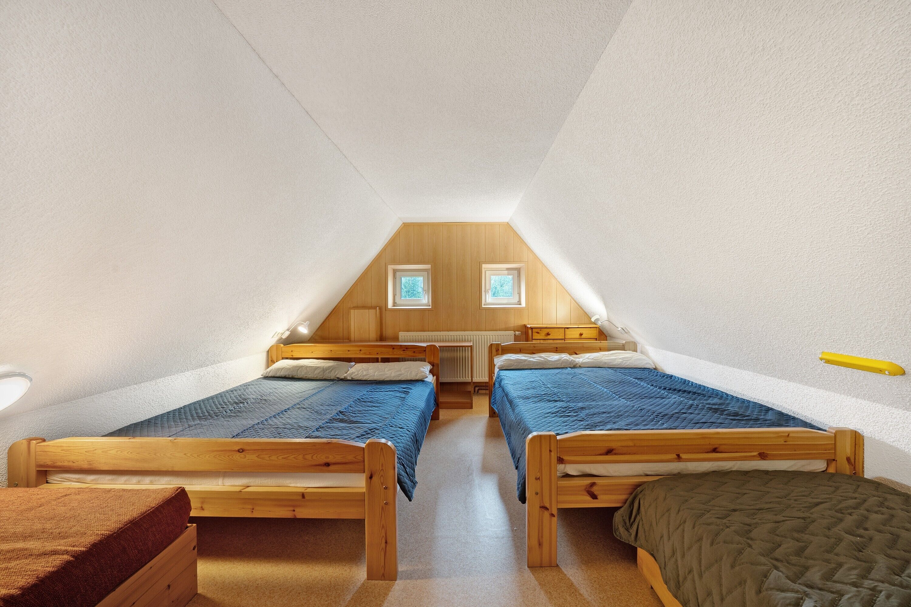 3 chambres, accès au Wi-Fi (inclus), literie fournie