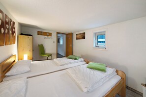 3 chambres, Wi-Fi gratuit, draps fournis