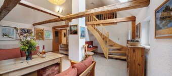 Ferienwohnung 'Grünes Haus' mit Bergblick, privater Terrasse und Wi-Fi