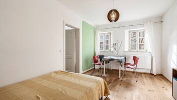 2 slaapkamers, gratis wifi, beddengoed, rolstoeltoegankelijk