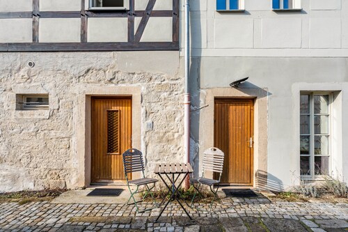 Ferienwohnung '2 Zimmer Ferienwohnung Elbblick' mit gemeinsamer Terrasse, Garten und Wi-Fi