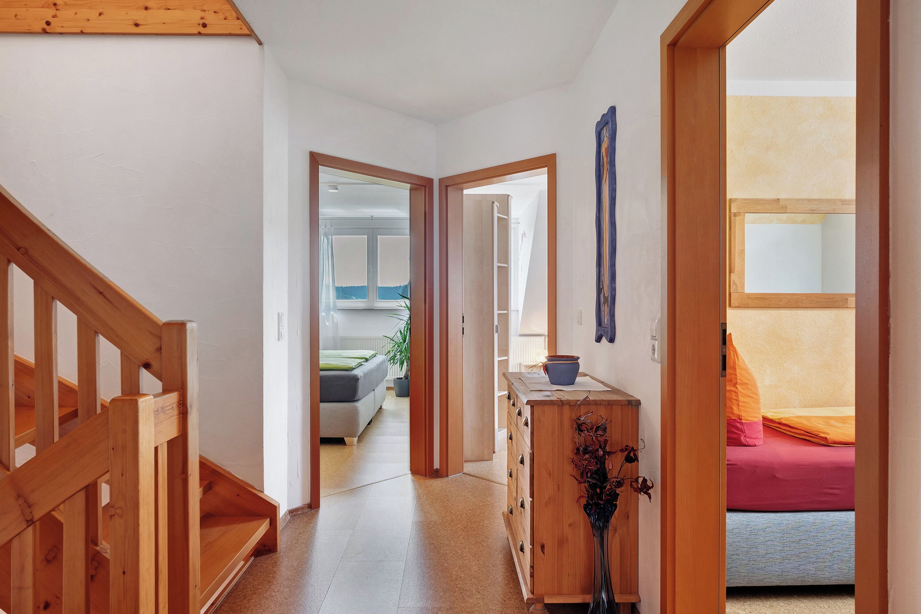 5 chambres, fer et planche à repasser, Wi-Fi gratuit, draps fournis