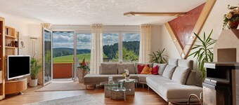 Holiday Home 'Am Kussenhof' with Mountain View, Balcony and Wi-Fi