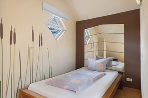 5 chambres, fer et planche à repasser, Wi-Fi gratuit, draps fournis