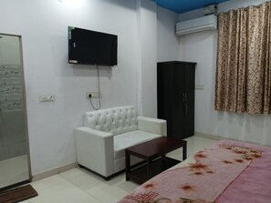 Standard-Doppelzimmer, Stadtblick