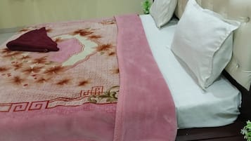 Superior Double Room, City View | Free WiFi, bed sheets