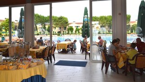 Dining - Apartment in a prestigious complex (Bibione)