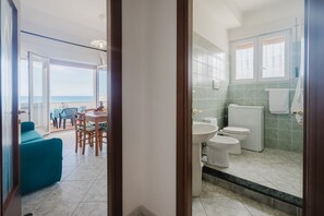Interior - APPARTAMENTO IL DELFINO: comodissimo e fronte mare (Porto Torres)