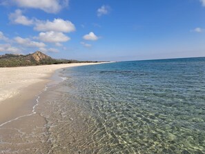 Beach - CASA COSTA: the perfect cottage for those seeking comfort and relaxation (San Teodoro)