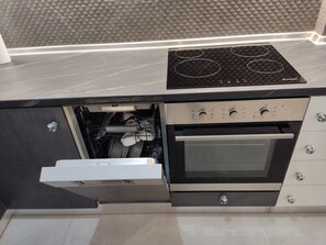 Fridge, microwave, oven, dishwasher