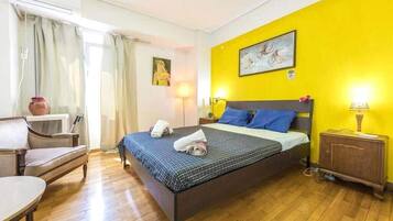 1 chambre, fer et planche Ă repasser, Wi-Fi, draps fournis