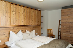 Apartment | 1 bedroom - Apartment in Navis Near Berger Alm Ski Resort (Navis)