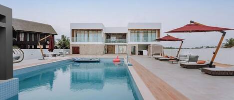 Piscina al aire libre