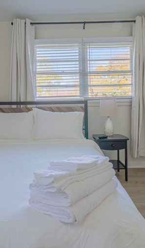 4 chambres, bureau, fer et planche à repasser, Wi-Fi