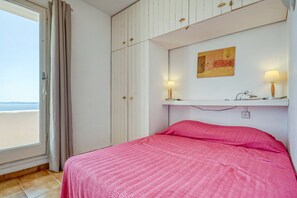 Appartement | 2 chambres, fer et planche à repasser