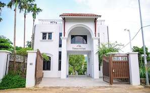 Front of property - Time Villas (Hanoi)