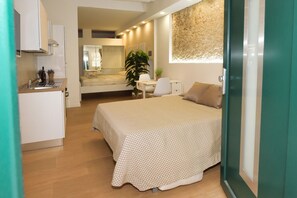 1 camera, Wi-Fi, lenzuola