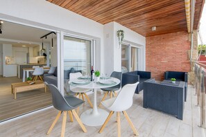 Apartment | Balcony - Apartment Near Playa De Roses Beach (Roses)