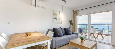 Apartment | Living area