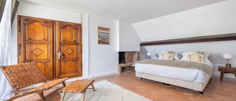2 Schlafzimmer, Schreibtisch, Bügeleisen/Bügelbrett, kostenloses WLAN