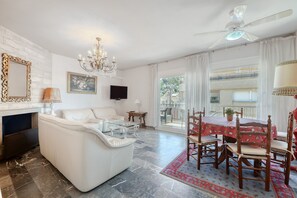 Apartment | Living room