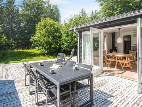 Peaceful Cabin Retreat in Ebeltoft