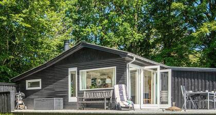 Peaceful Cabin Retreat in Ebeltoft