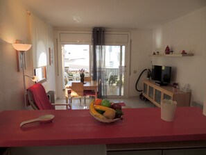 Apartment | Living room
